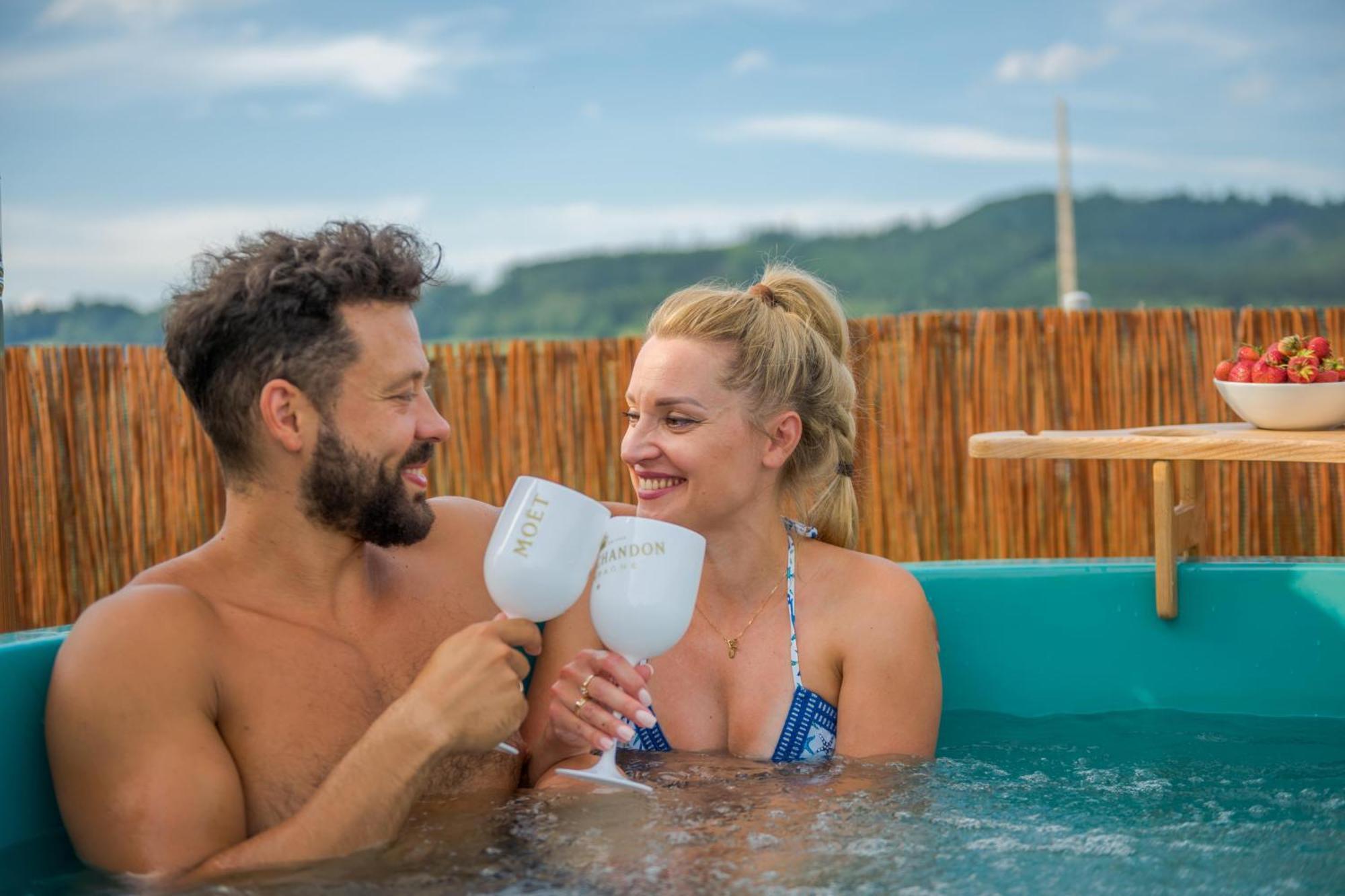 Rajska Polana Domki Premium ,Na Odludziu Z Prywatna Balia Z Jacuzzi I Sauna ,Cisza,Rowery Elektryczne,Gory,Astroprzygoda,- Adrspach, Skalne Miasto, Zamek Ksiaz,Andrzejowka,Karpacz, Sniezka,Janskie Laznie,Pec Mieroszow ภายนอก รูปภาพ